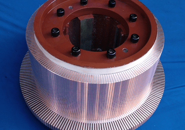 Traction Commutator