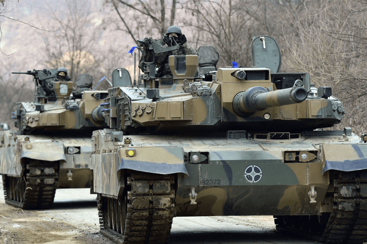 Industries We Serve 11 DEFENSE INDUSTRY BLUR